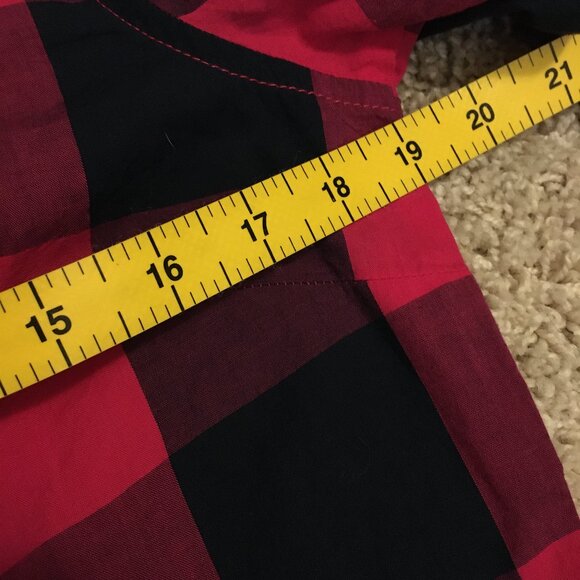 Tommy Hilfiger Classic Black & Red Plaid Cotton Button Down Shirt - Picture 8 of 13
